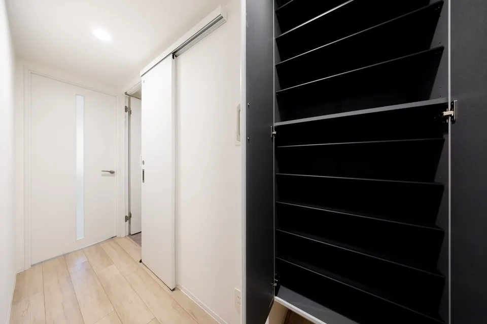 Hmlet Sangenjaya II - Interior - ["Flooring", "Wood", "Interior design"]