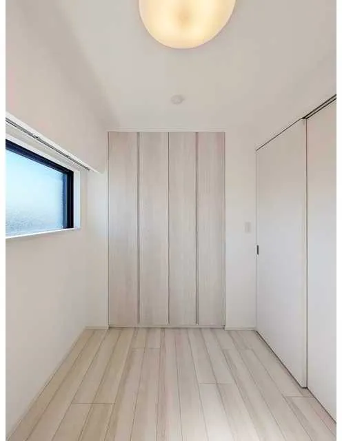 Comforia Liv Hirai MUTIO - Interior - ["Flooring", "Wood", "Floor"]
