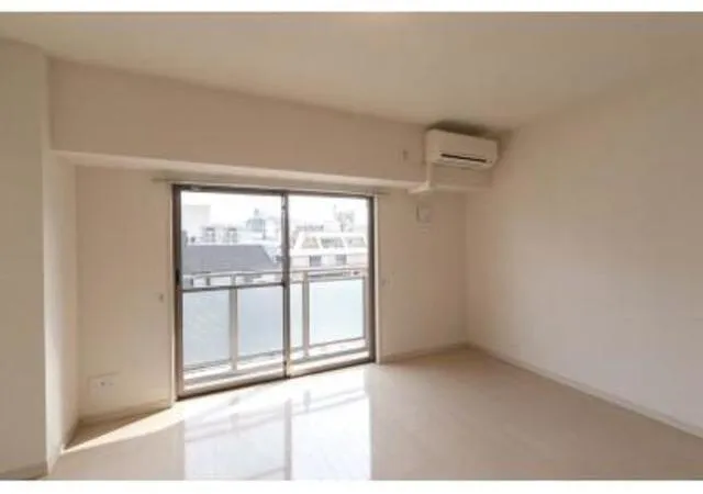 Bamboo Iwamotocho - Interior - ["Floor", "Flooring", "Apartment"]