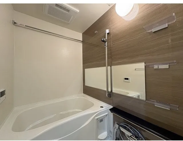 Comfortia Liv Bunkyo Sendagi - Interior - ["Plumbing fixture", "Flooring", "Interior design"]