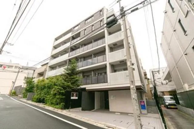 Rise Yoyogi III - Exterior - ["Building", "Plant", "Sky"]