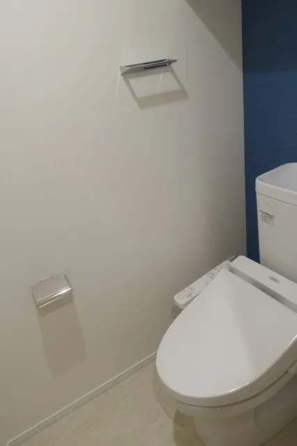 Park Axis Kinshicho West - Interior - ["Toilet", "Toilet seat", "Bathroom"]