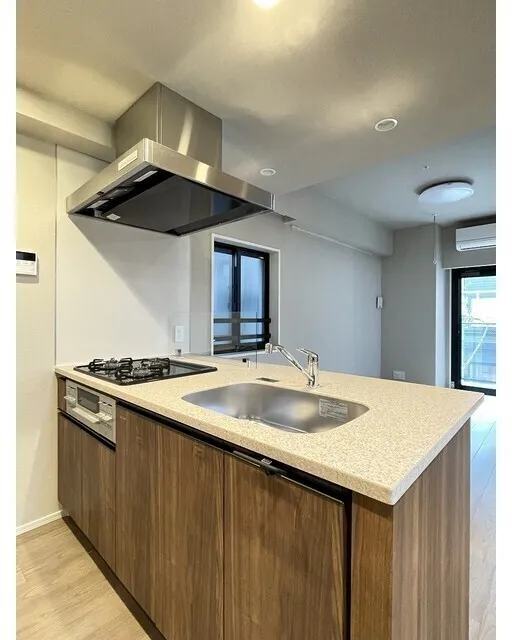 Comforia Liv Kayabacho - Interior - ["Flooring", "Countertop", "Interior design"]