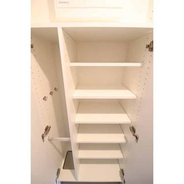 Laxrass Iwata - Interior - ["Shelf", "Furniture", "Shelving"]