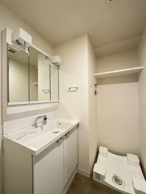 KDX Residence Kamiitabashi - Interior - ["Flooring", "Plumbing fixture", "Interior design"]