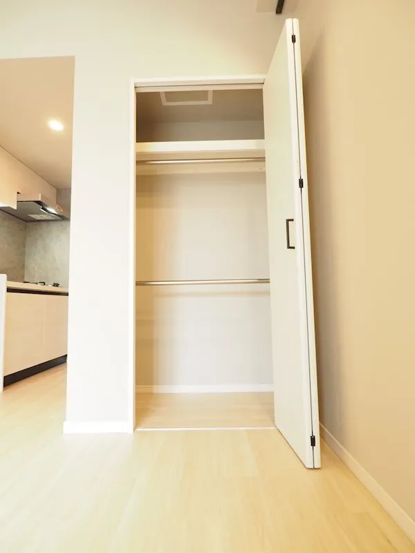 RESIDIA Sasazuka III - Interior - ["Wood", "Flooring", "Floor"]
