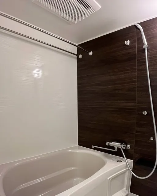 Park Axis Toyocho Residence - Interior - ["Bathtub", "Property", "Plumbing fixture"]