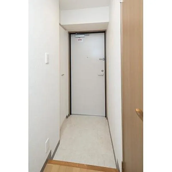 Lumiere Nishigaoka - Interior - ["Door", "Fixture", "Rectangle"]