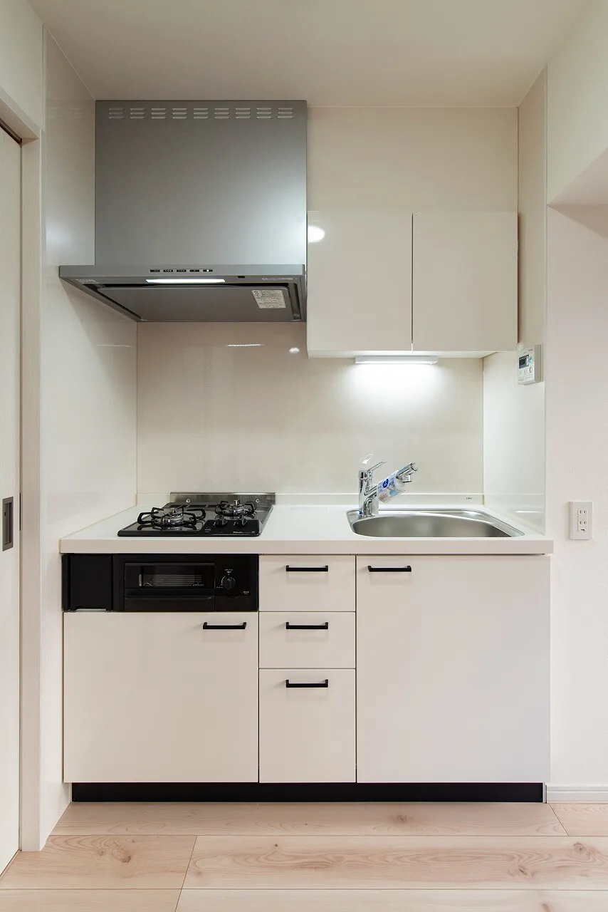 Nishi-Shinjuku Forest Annex - Interior - ["Cabinetry", "Property", "Furniture"]