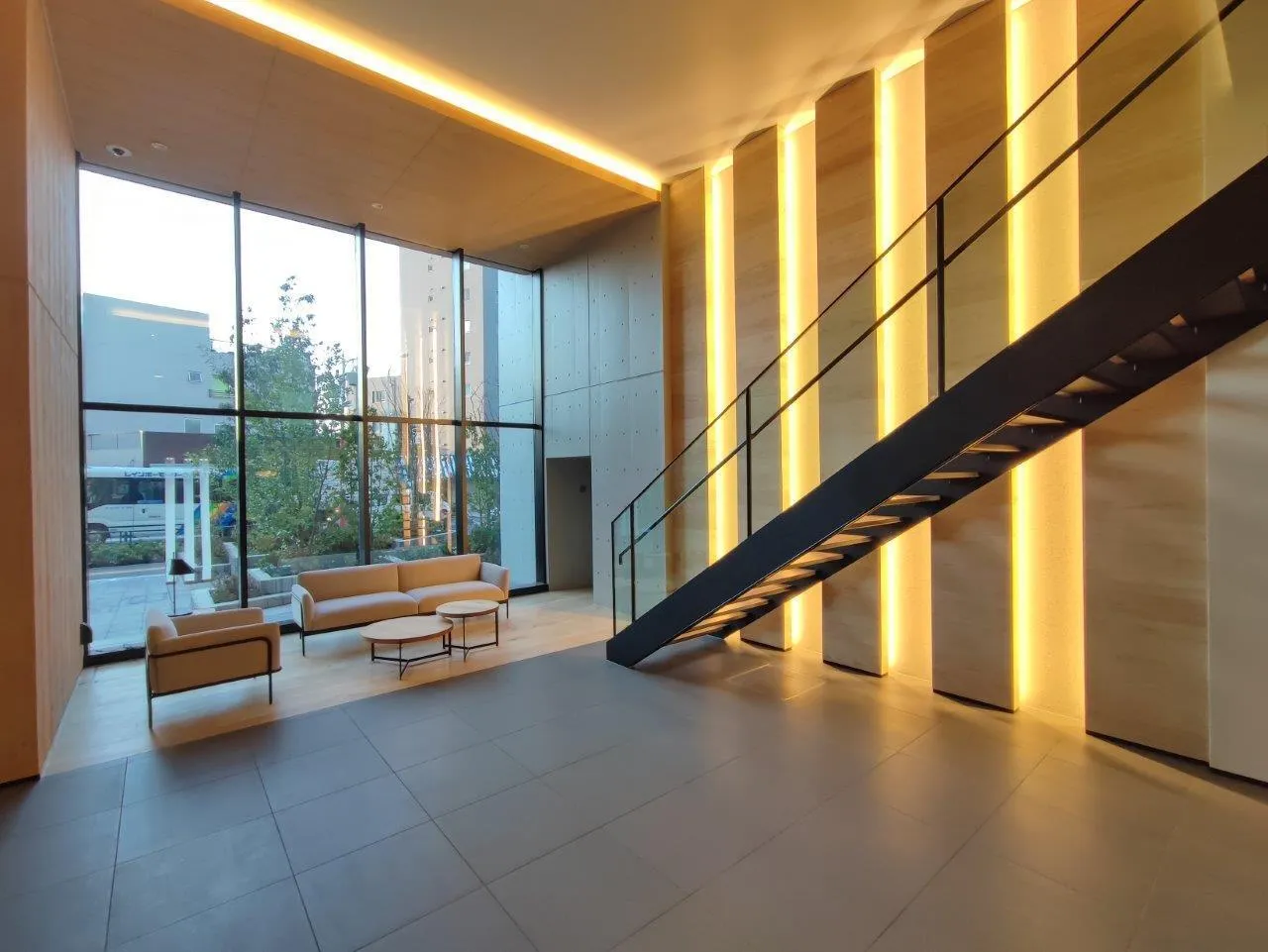 Cross Residence Takadanobaba - Exterior - ["Interior design", "Flooring", "Floor"]