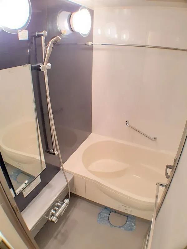 RESIDIA Tower Meguro Fudomae - Interior - ["Plumbing fixture", "Bathroom", "Flooring"]