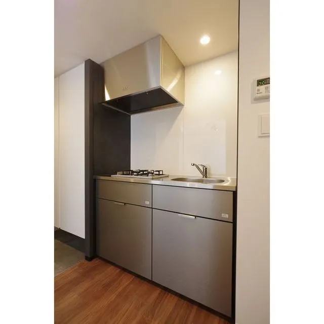 Zinnia Fudomae - Interior - ["Cabinetry", "Countertop", "Building"]