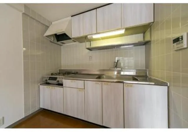 Verde Musashino - Interior - ["Kitchen Sink", "Kitchen", "Major appliance"]