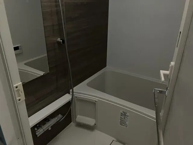 El Sereno Yokohama - Interior - ["Floor", "Plumbing fixture", "Flooring"]