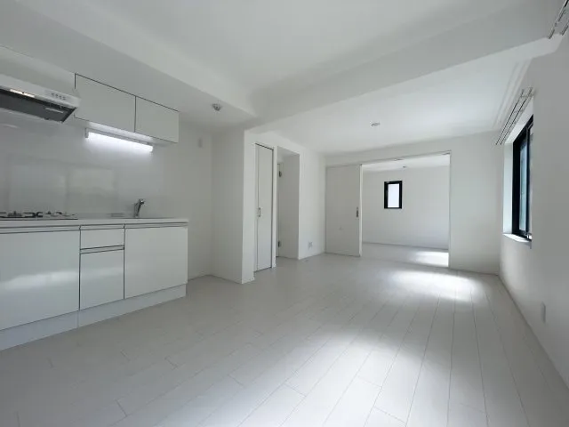 El Faro Ikejiri - Interior - ["Cabinetry", "Building", "Countertop"]