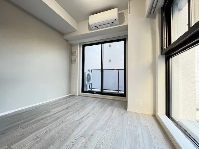 Cross Residence Rikugien - Interior - ["Flooring", "Ceiling", "Floor"]