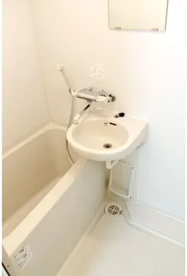 Clays Princia Ikebukuro - Interior - ["Plumbing fixture", "Bathroom", "Plumbing"]