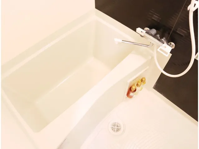 Crevista Musashikoyama - Interior - ["Plumbing fixture", "Bathtub", "Plumbing"]
