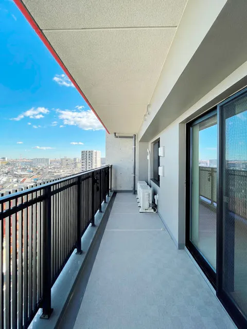ORSUS Akabane East - Interior - ["Building", "Cloud", "Azure"]