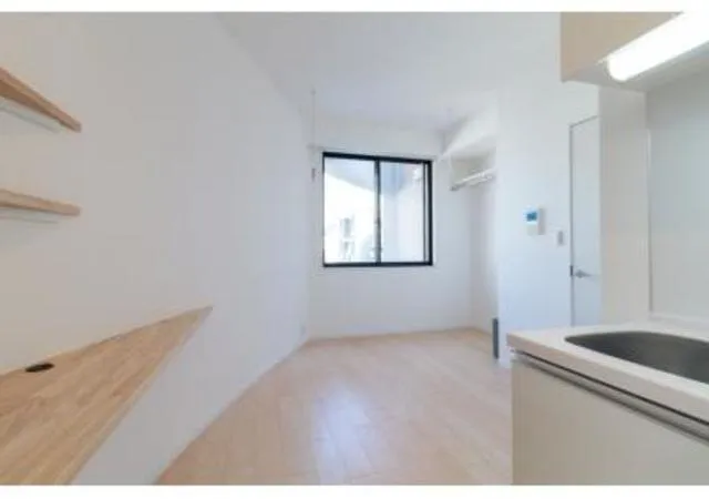 Patio Square Nakano - Interior - ["Window", "Fixture", "Interior design"]