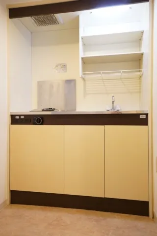 White Castle Kamisaginomiya - Interior - ["Flooring", "Interior design", "Floor"]