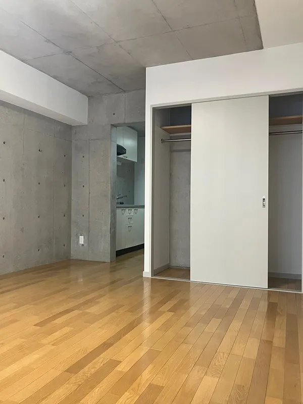 Latiera Yutenji - Interior - ["Flooring", "Floor", "Ceiling"]