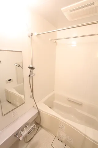 Prime Urban Ikebukuro - Interior - ["Flooring", "Floor", "Plumbing fixture"]