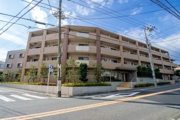 Grand Heights Minamiyukiya - Exterior - ["Overhead power line", "Road", "Residential area"]