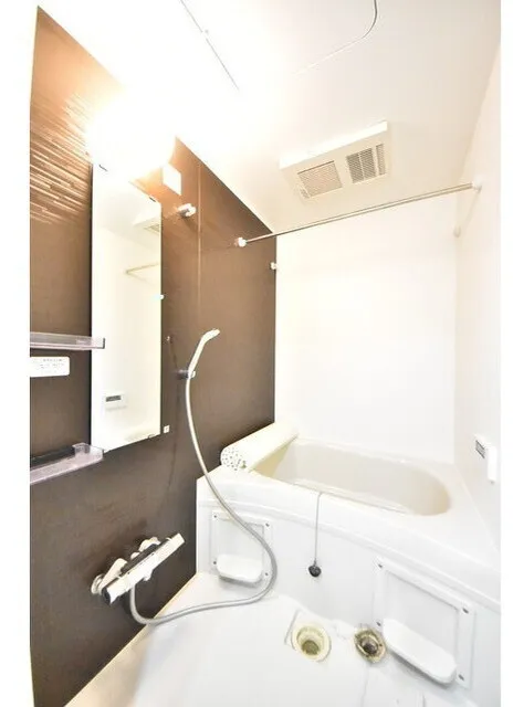 Covent Garden - Interior - ["Plumbing fixture", "Flooring", "Interior design"]