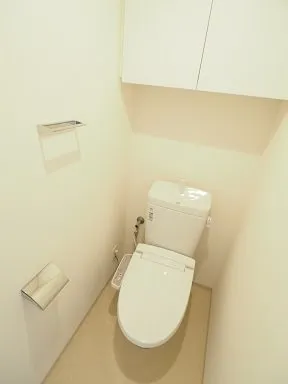 Residia Meguro Ⅳ - Interior - ["Toilet seat", "Toilet", "Bathroom"]