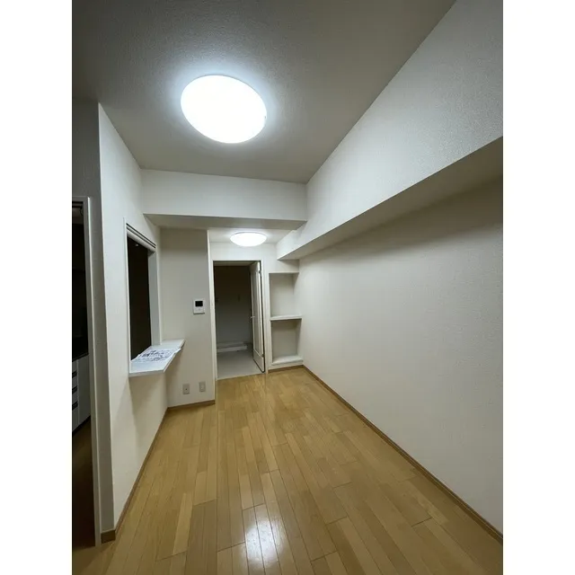 Tokyu Dwell Arus Sugamo - Interior - ["Building", "Wood", "Hall"]