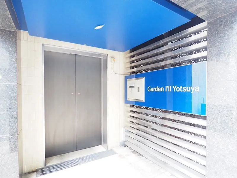 Garden I'Ll Yotsuya - Exterior - ["Azure", "Building", "Rectangle"]