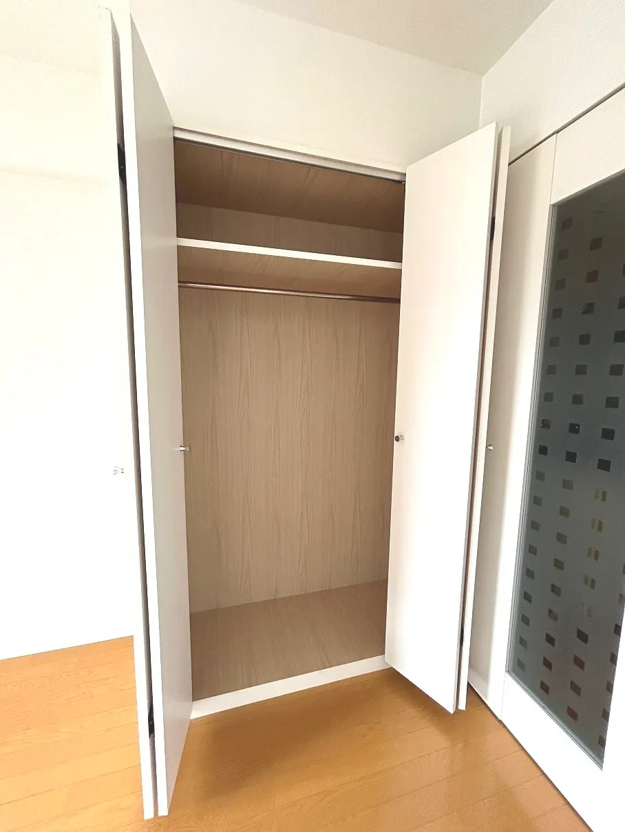 Prospect Monzennakacho - Interior - ["Wood", "Fixture", "Flooring"]