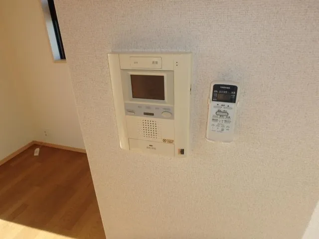 Verona Togoshi Ginza - Interior - ["Technology", "Machine", "Hardwood"]