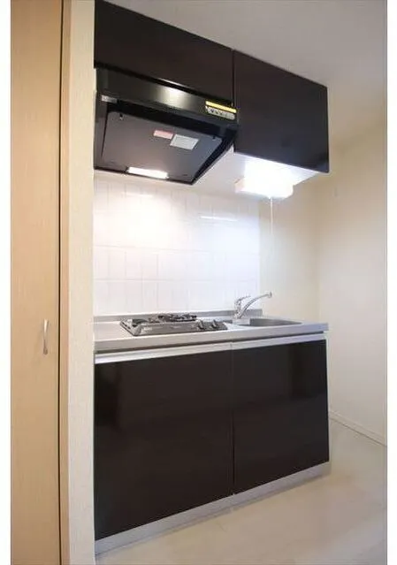 Aperto Nishi Shinjuku - Interior - ["Kitchen Appliance", "Kitchen", "Major appliance"]