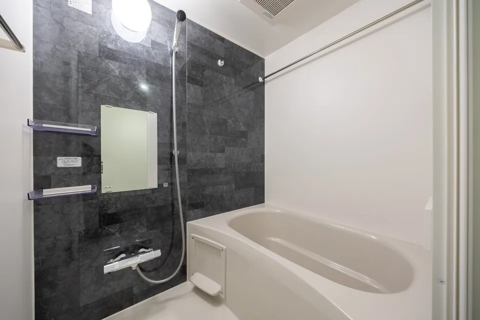 Hmlet Sangenjaya II - Interior - ["Bathroom", "Plumbing fixture", "Bathtub"]