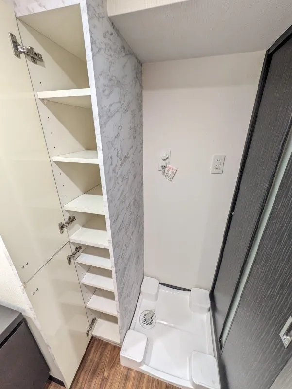 Park Flats Shibuya Daikanyama - Interior - ["Wood", "Flooring", "Floor"]