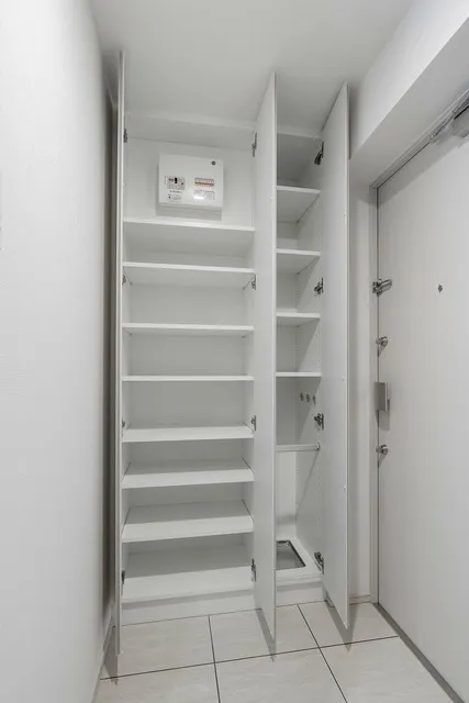 ARKMARK Otsuka - Interior - ["Wall", "Flooring", "Wood"]