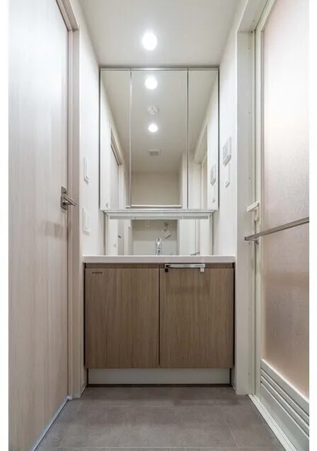 LUMIEC HONCHO EAST - Interior - ["Flooring", "Floor", "Wood"]