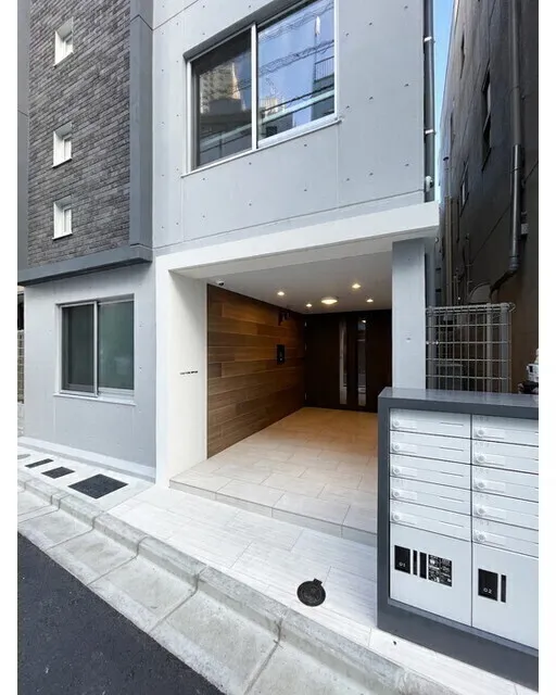 CASA FIORE Nippori - Exterior - ["Window", "Building", "Door"]