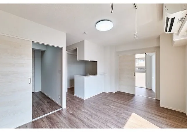 Gran Casa Hikifune II - Interior - ["Flooring", "Floor", "Ceiling"]