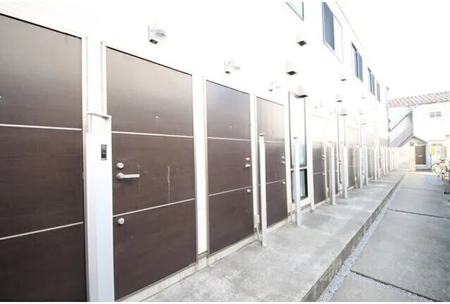 Brighthouse Toritsu Kasei - Exterior - ["White", "Wall", "Architecture"]