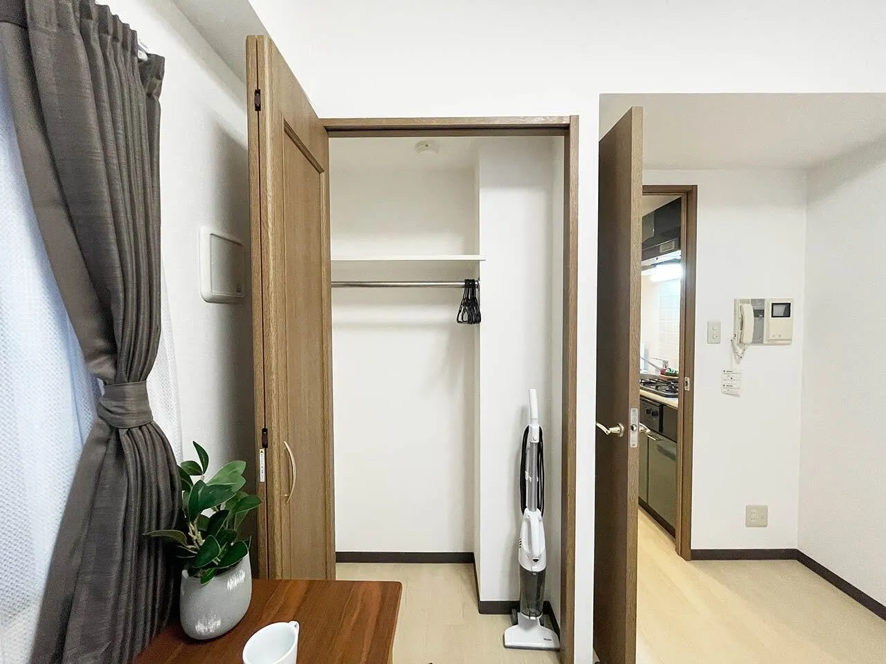 Mynavi STAY Ikebukuro - Interior - ["Flooring", "Wall", "Interior design"]