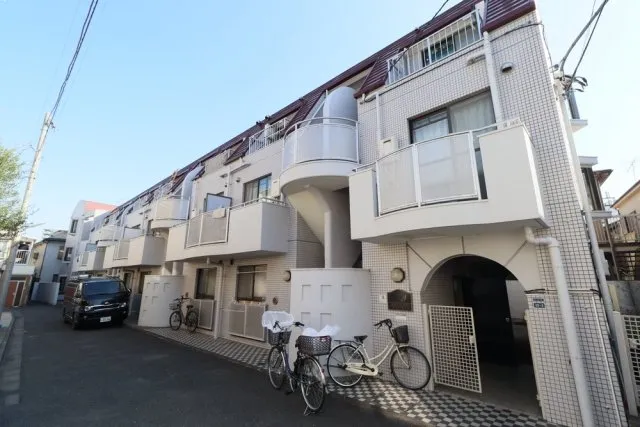 Main Stage Naka-Itabashi Station - Exterior - ["Stairs", "Gate", "Balcony"]