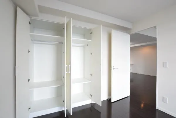 Brillia Ist Shinonome Canal Court - Interior - ["Wood", "Flooring", "Floor"]