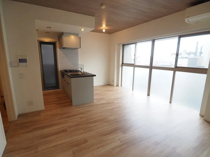 Residia Shinjuku East Ⅱ - Interior - ["Flooring", "Floor", "Wood flooring"]
