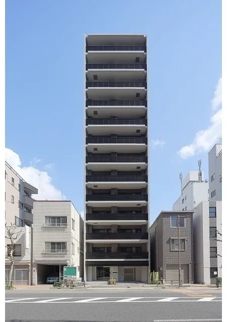Due Iriya III - Exterior - ["Composite material", "High-rise building"]