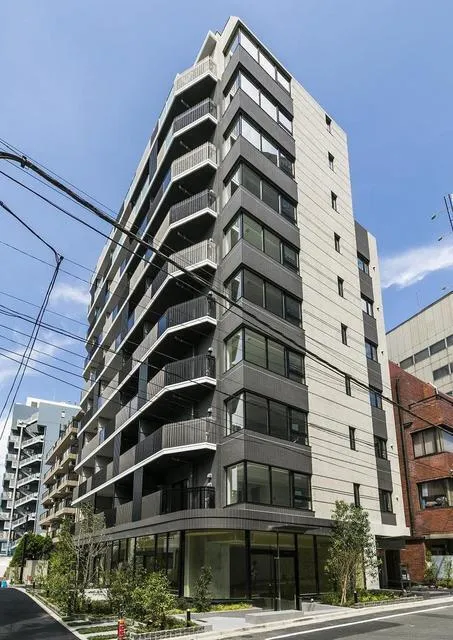 Park Axis Minami Aoyama 7 Chome - Exterior - ["Sky", "Building", "Window"]