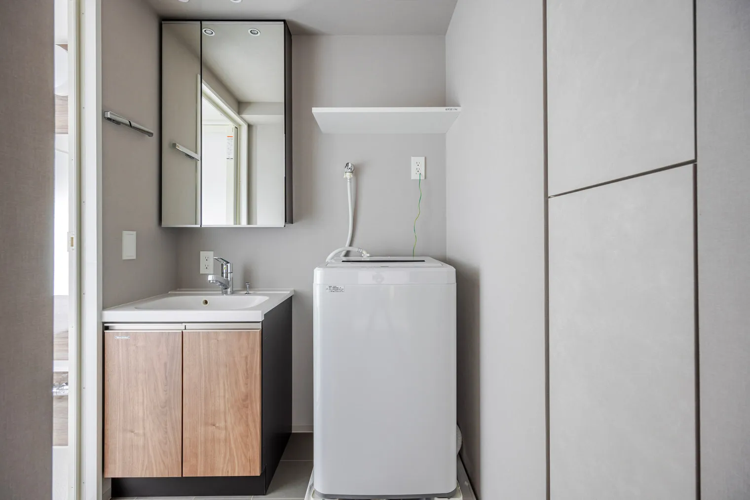 Duo Flats Ikejiri-Ohashi Norris - Interior - []