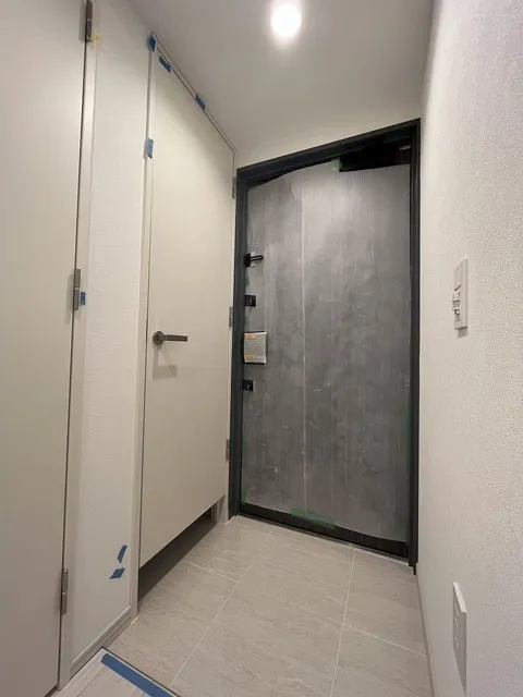 AIFLAT Wakamatsu Kawada - Interior - ["Fixture", "Door", "Handle"]
